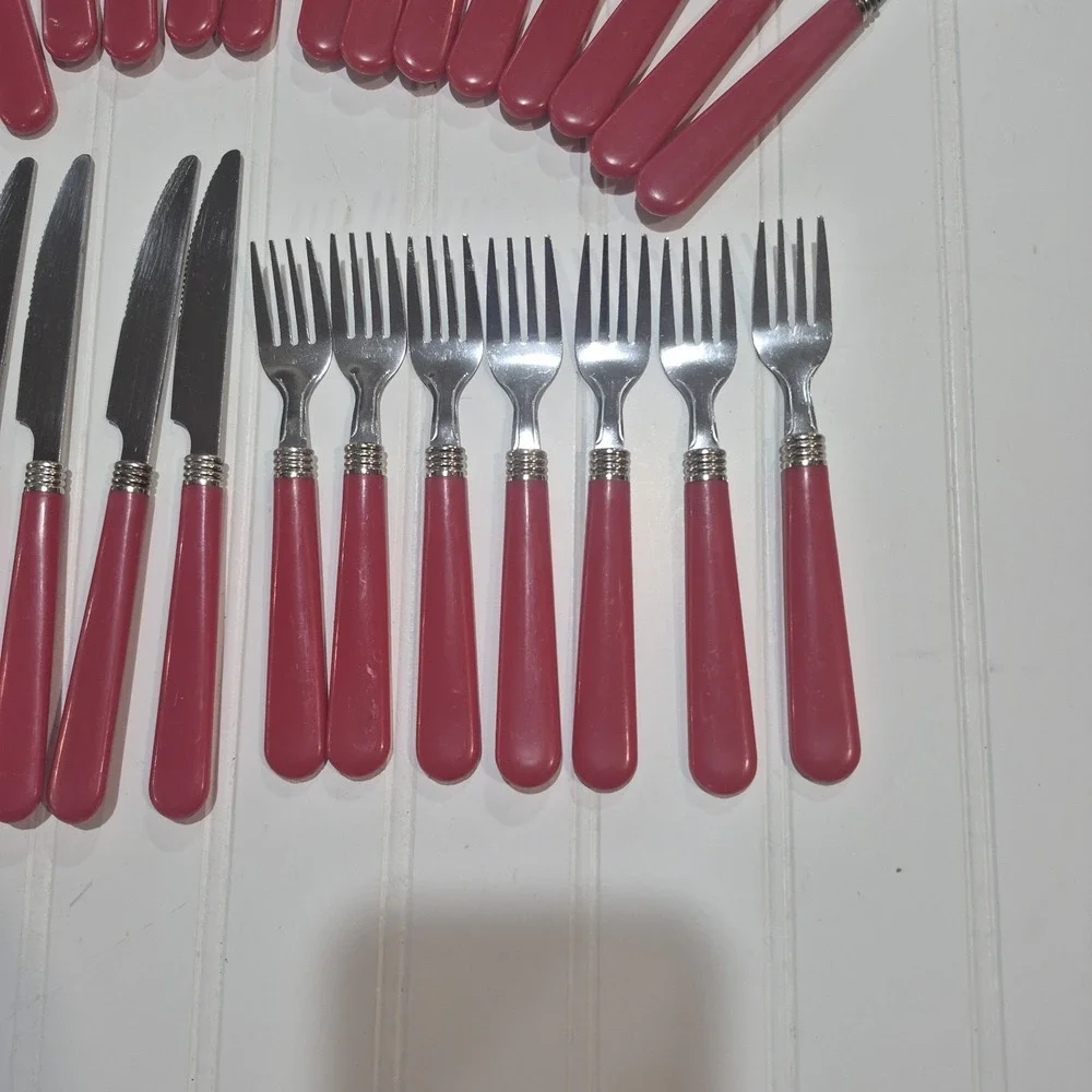 Lot of 32 Red Handle Flatware Stainless China